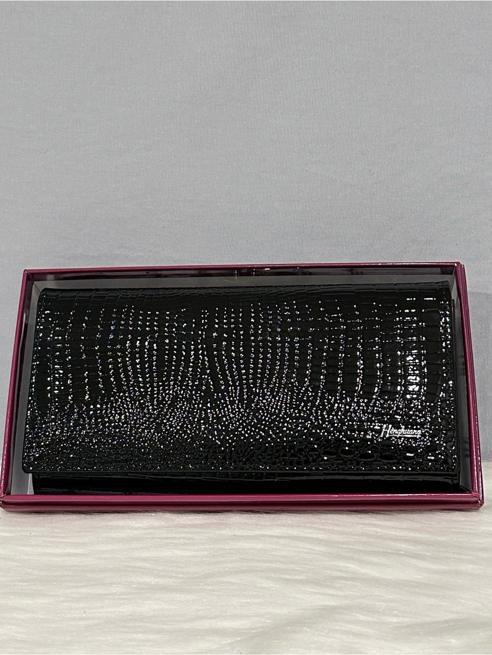 Chic Black Leather Crocodile Embossed Wallet New in Box